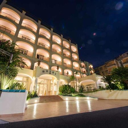 Hotel San Francesco Maiori Bagian luar foto