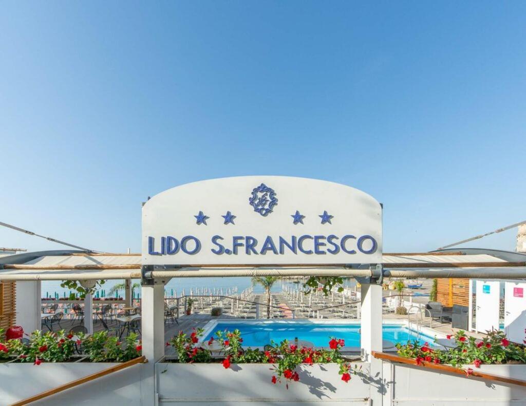 Hotel San Francesco Maiori Bagian luar foto