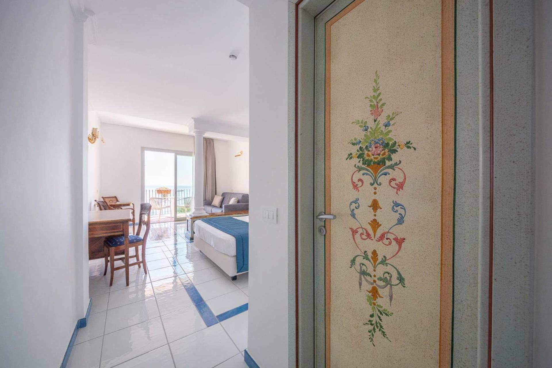 Hotel San Francesco Maiori Bagian luar foto