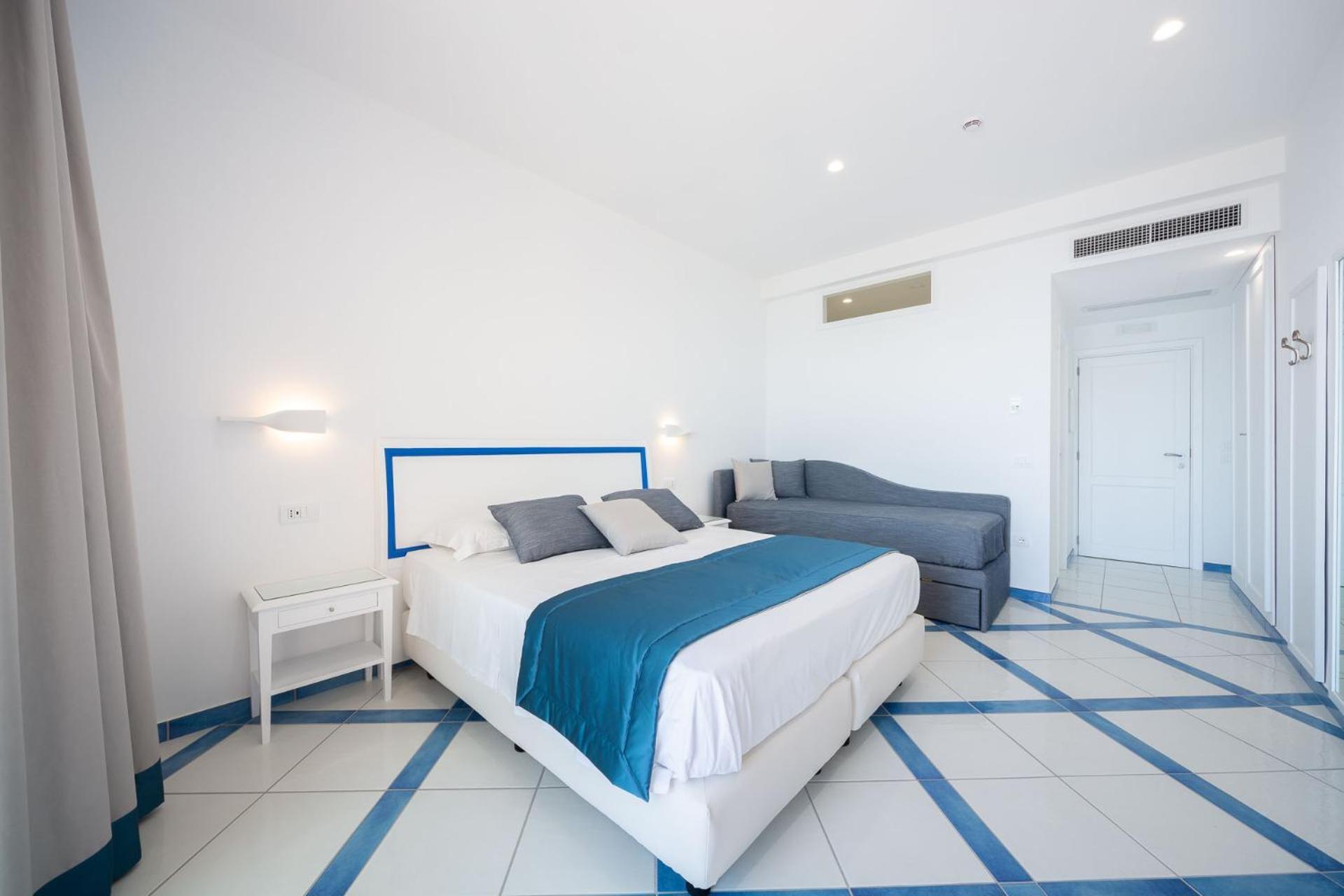 Hotel San Francesco Maiori Bagian luar foto