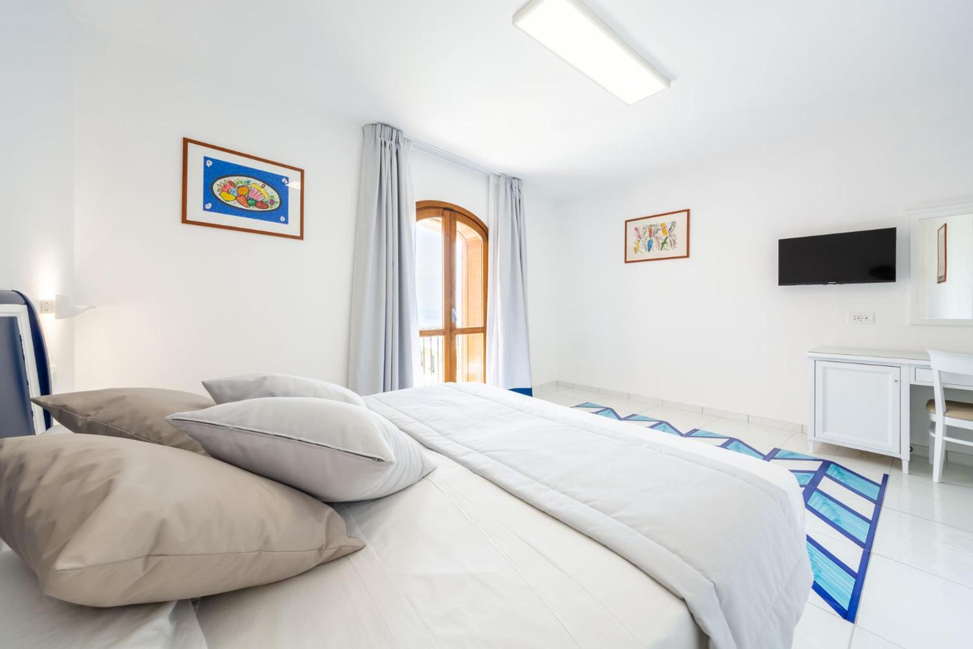 Hotel San Francesco Maiori Bagian luar foto