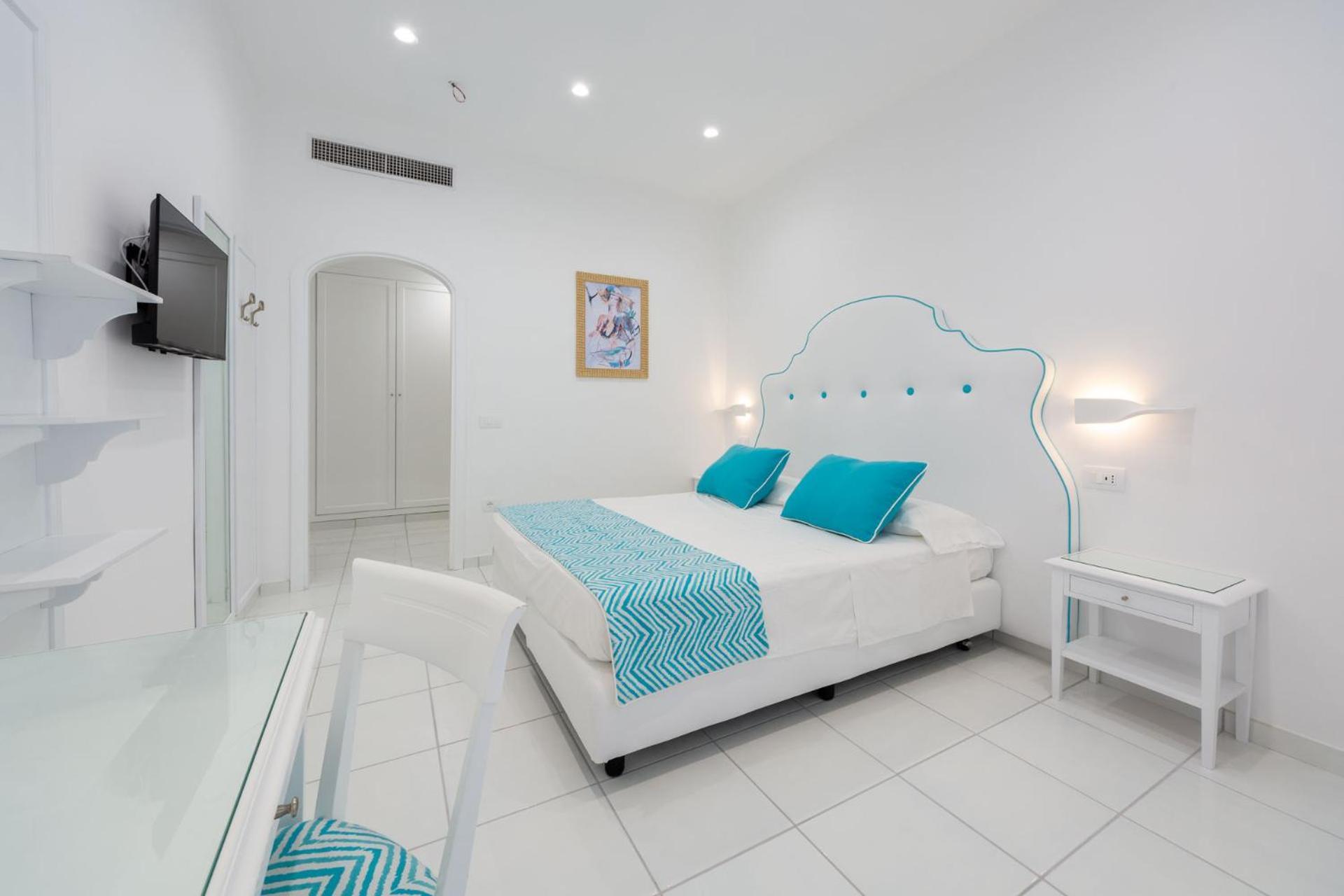 Hotel San Francesco Maiori Bagian luar foto